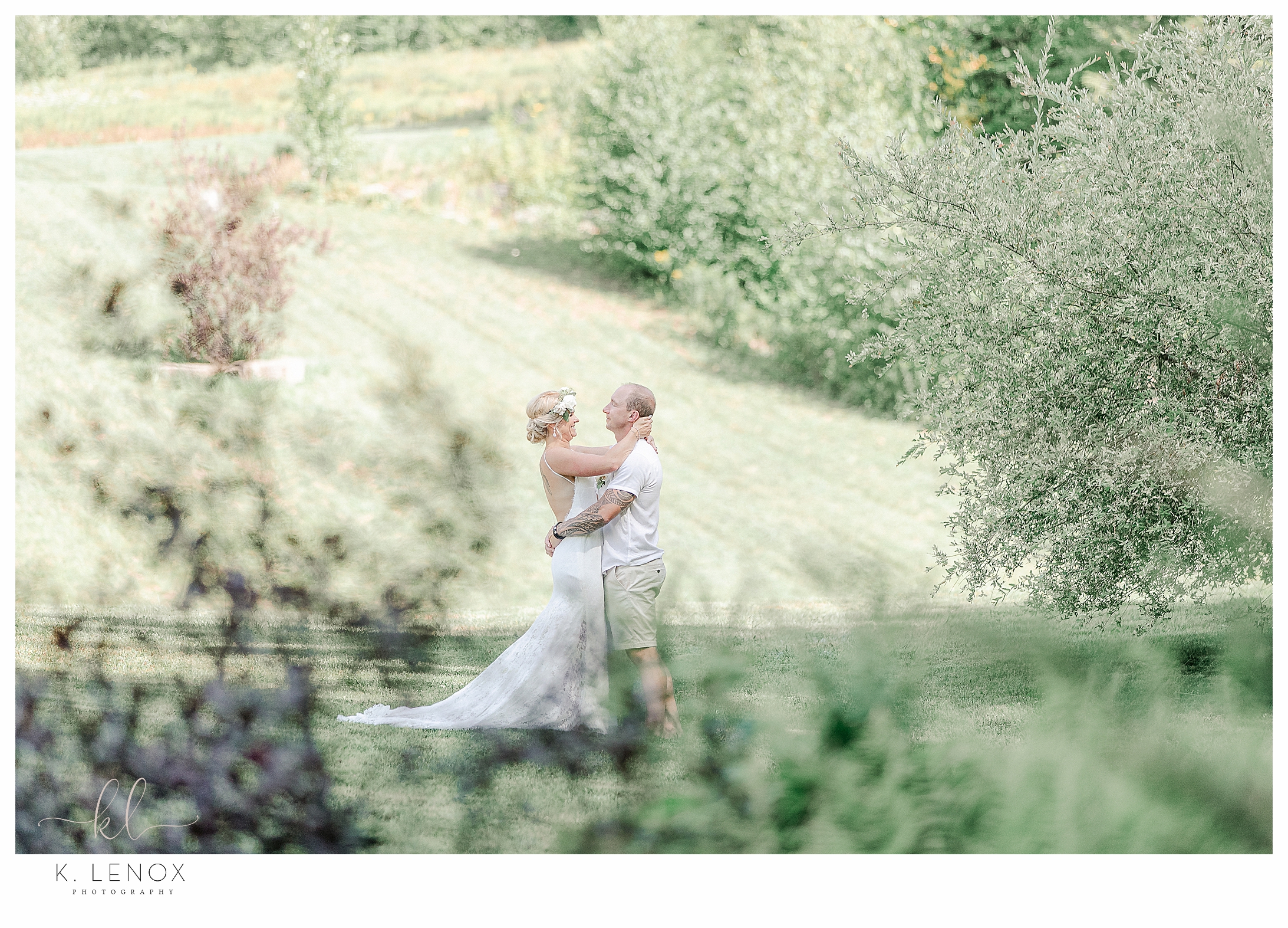 Light and Airy Micro Wedding at Moran Estates- Bride and groom with the stunning property behind them. 