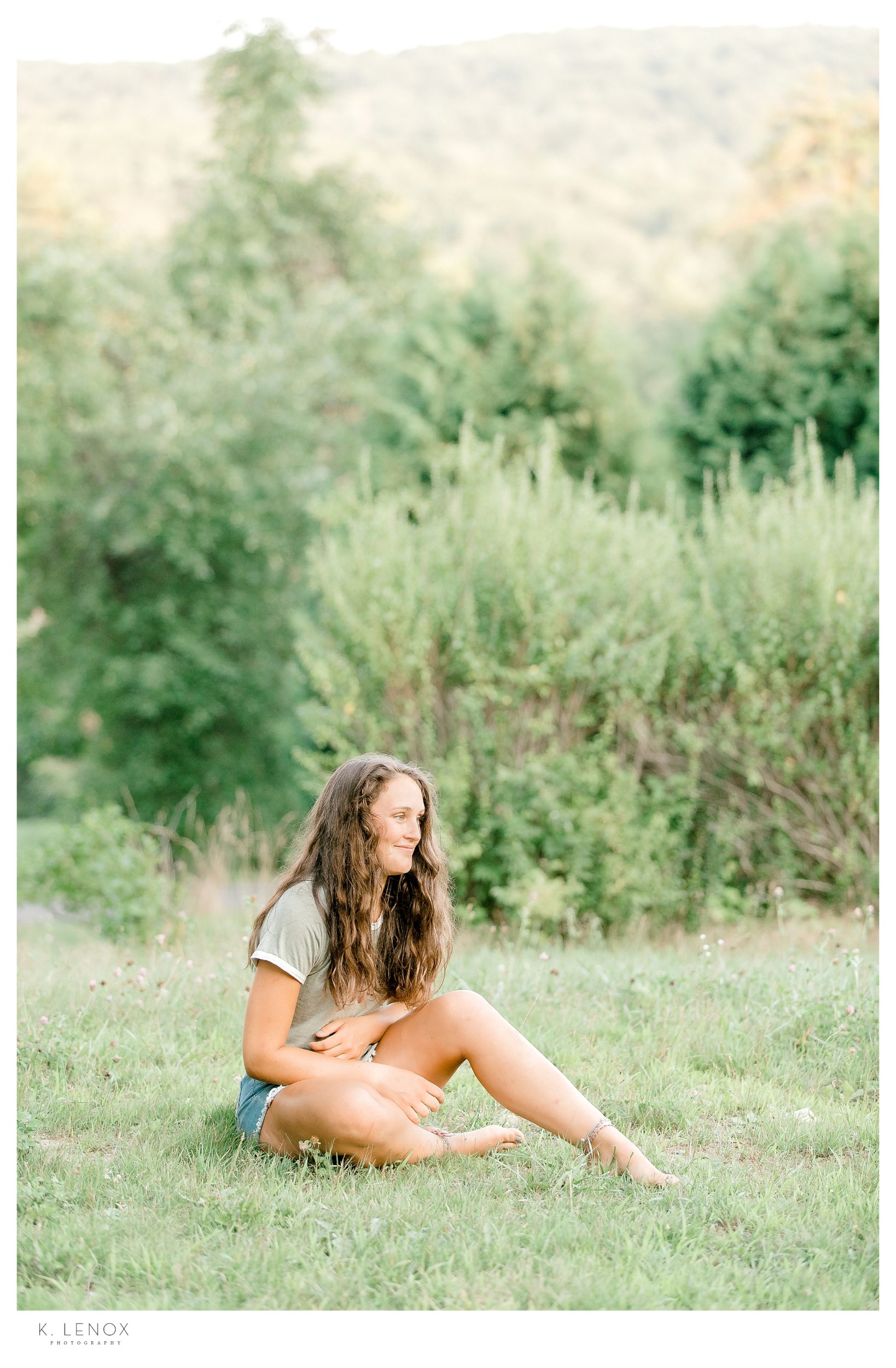 Summer Senior Photos In Keene- Casual portrait of a girl in nature. 